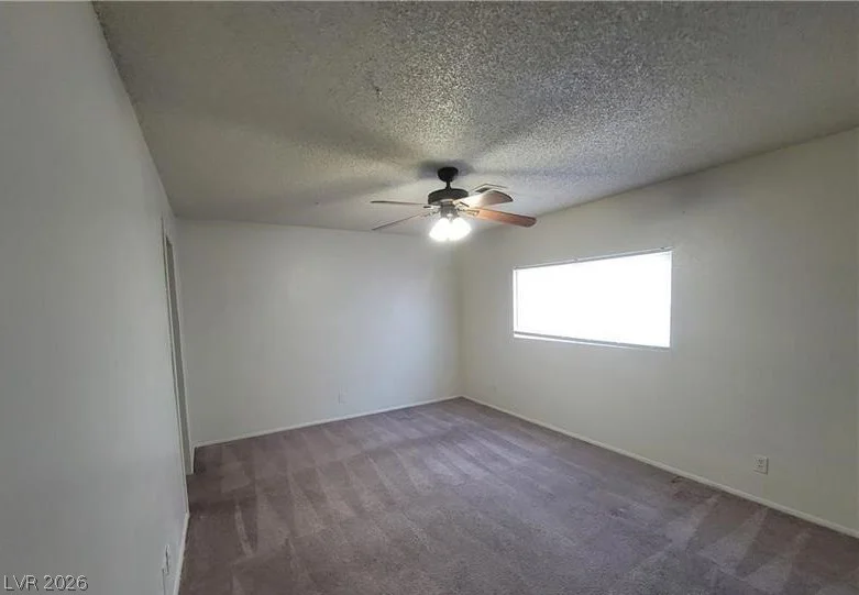 854 Stainglass, Las Vegas, NV 89110