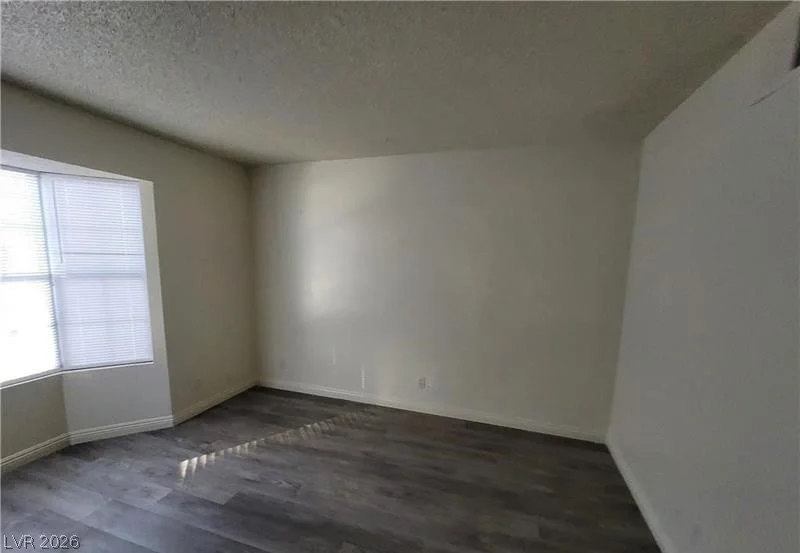 854 Stainglass, Las Vegas, NV 89110