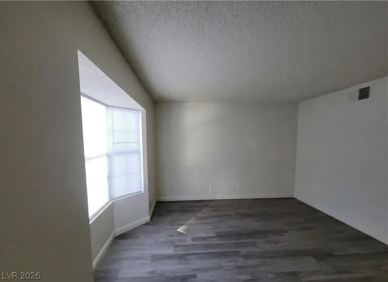 854 Stainglass, Las Vegas, NV 89110