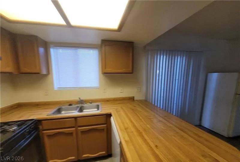 854 Stainglass, Las Vegas, NV 89110
