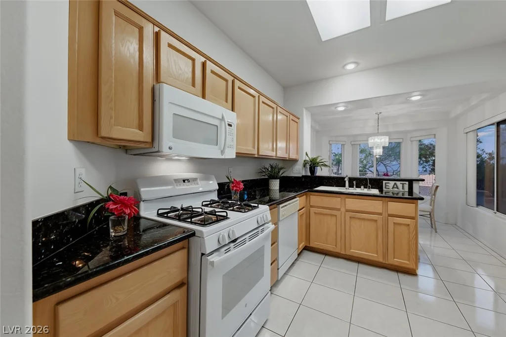 10612 Spring Garden, Las Vegas, NV 89134