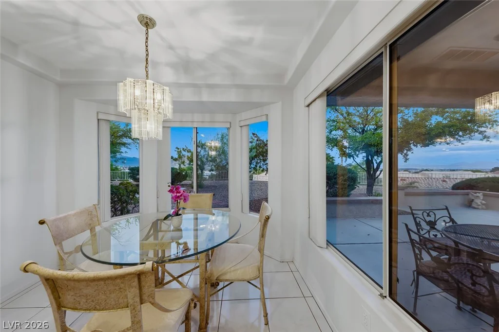 10612 Spring Garden, Las Vegas, NV 89134
