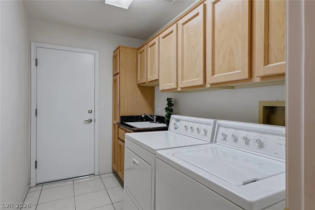 10612 Spring Garden, Las Vegas, NV 89134