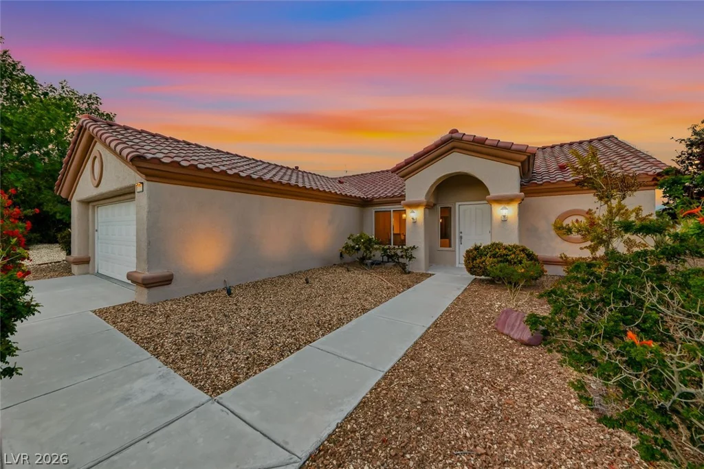 10612 Spring Garden, Las Vegas, NV 89134