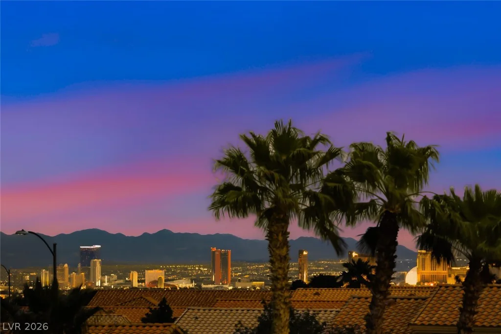 10612 Spring Garden, Las Vegas, NV 89134