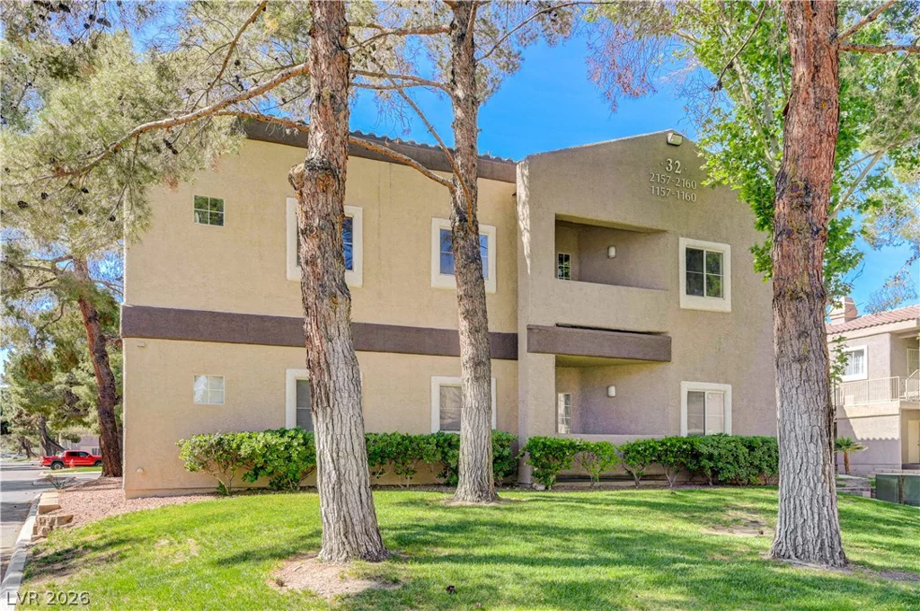 5250 Rainbow, Las Vegas, NV 89118