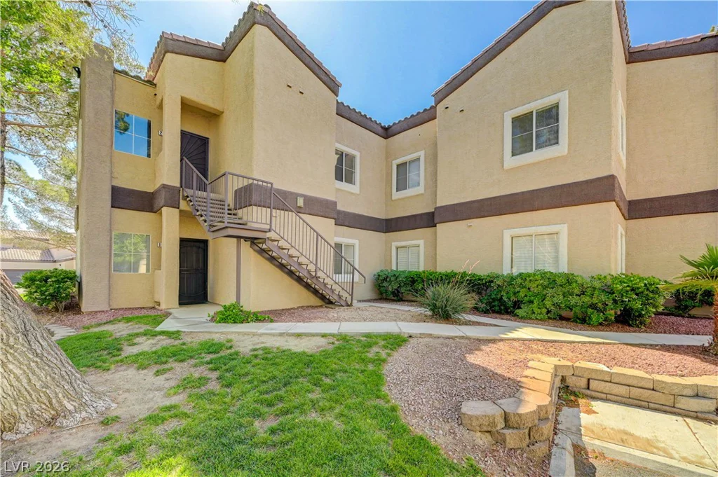 5250 Rainbow, Las Vegas, NV 89118