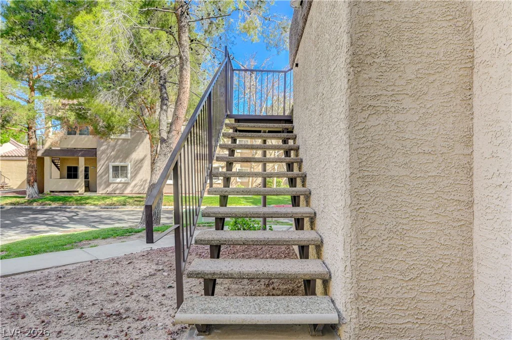 5250 Rainbow, Las Vegas, NV 89118