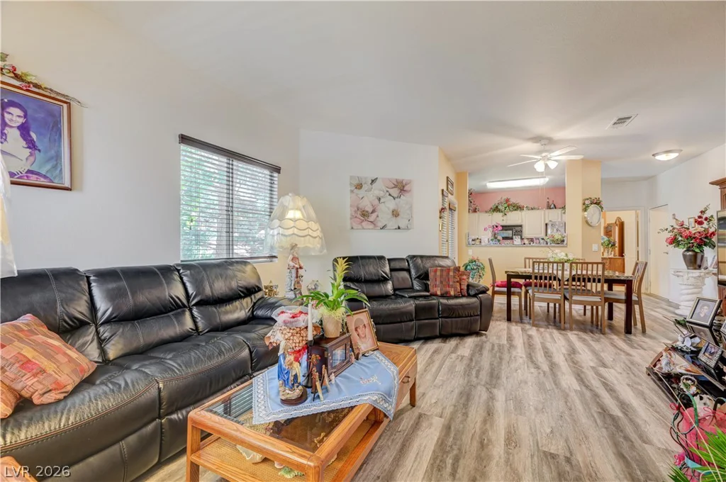 5250 Rainbow, Las Vegas, NV 89118