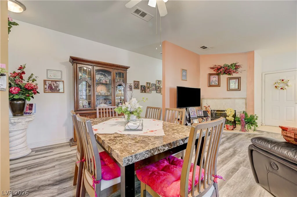 5250 Rainbow, Las Vegas, NV 89118