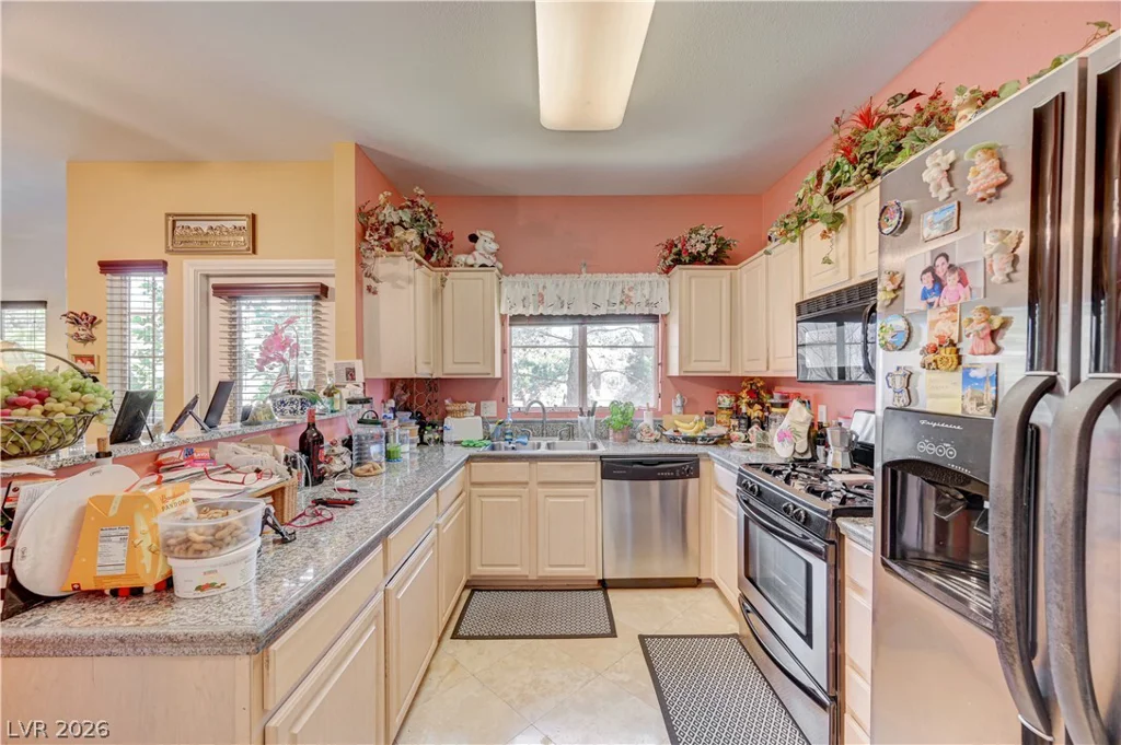 5250 Rainbow, Las Vegas, NV 89118