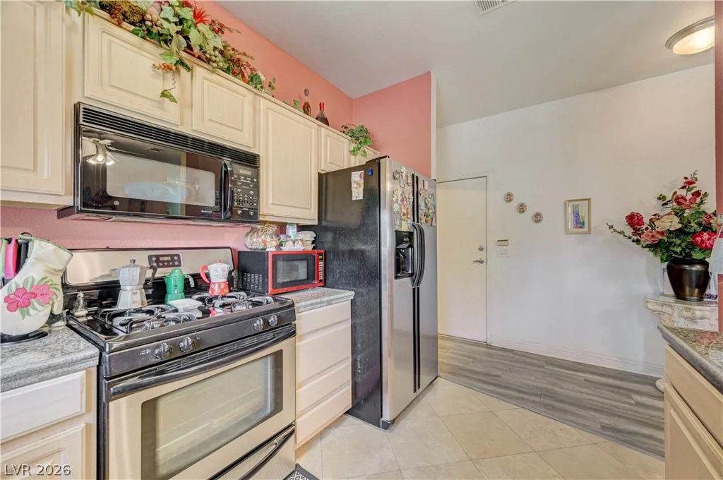 5250 Rainbow, Las Vegas, NV 89118