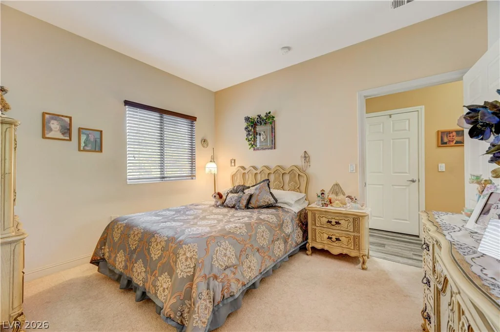 5250 Rainbow, Las Vegas, NV 89118