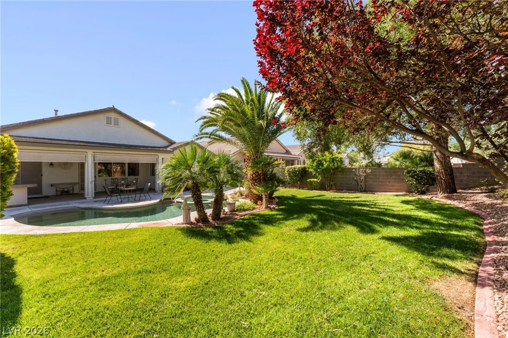 8405 Bonnie Blue, Las Vegas, NV 89143