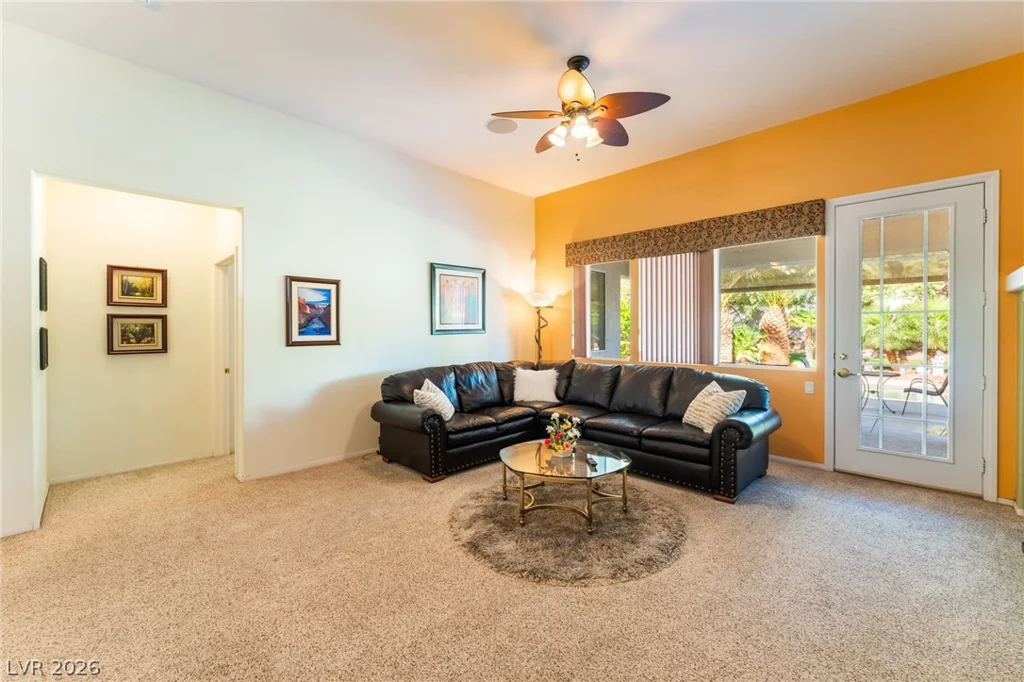 8405 Bonnie Blue, Las Vegas, NV 89143