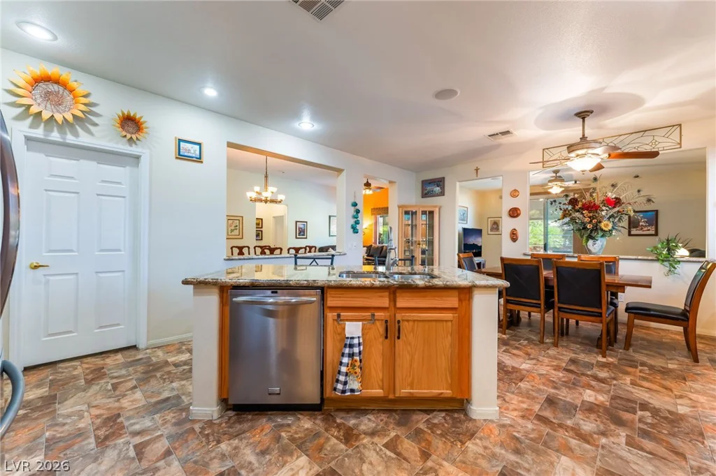 8405 Bonnie Blue, Las Vegas, NV 89143