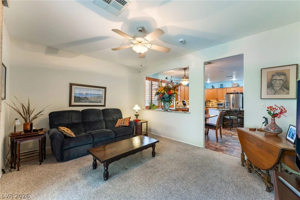 8405 Bonnie Blue, Las Vegas, NV 89143