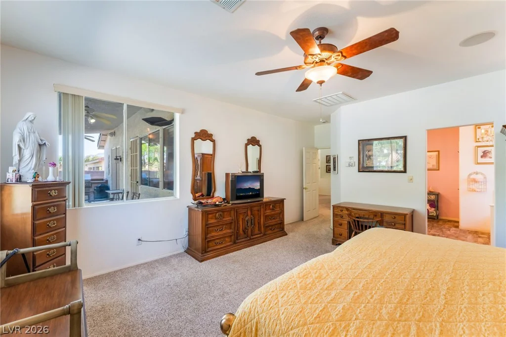 8405 Bonnie Blue, Las Vegas, NV 89143