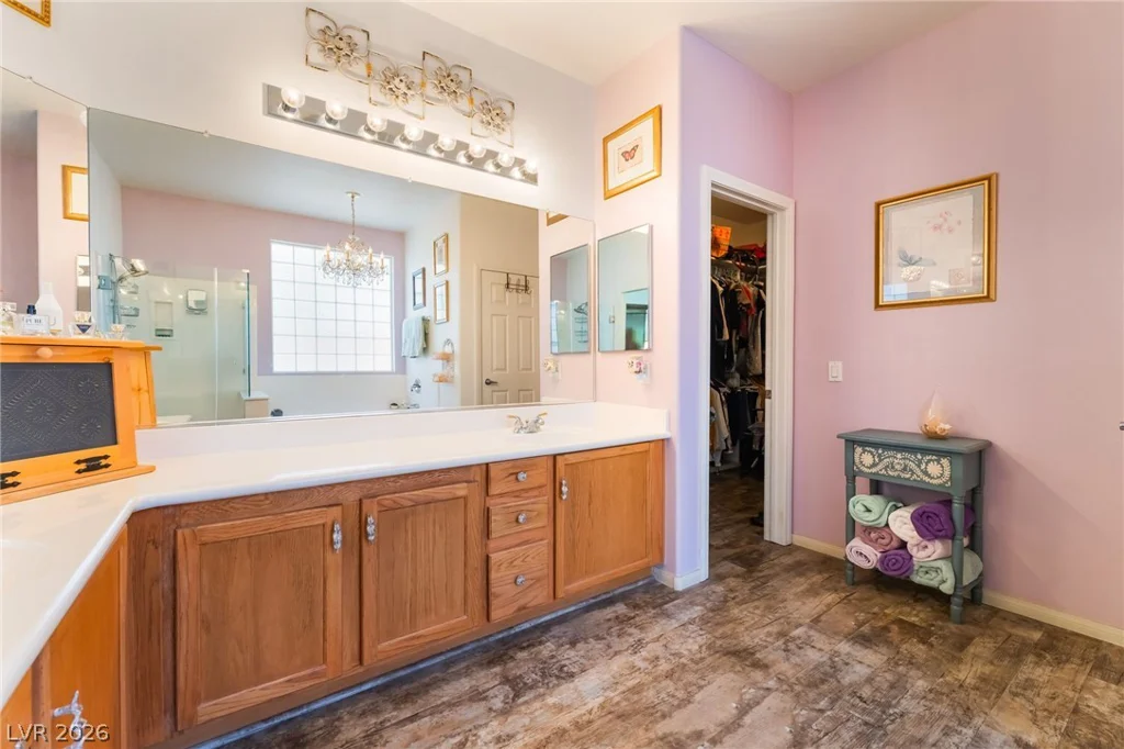 8405 Bonnie Blue, Las Vegas, NV 89143