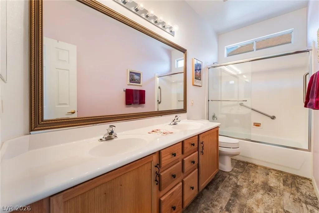 8405 Bonnie Blue, Las Vegas, NV 89143
