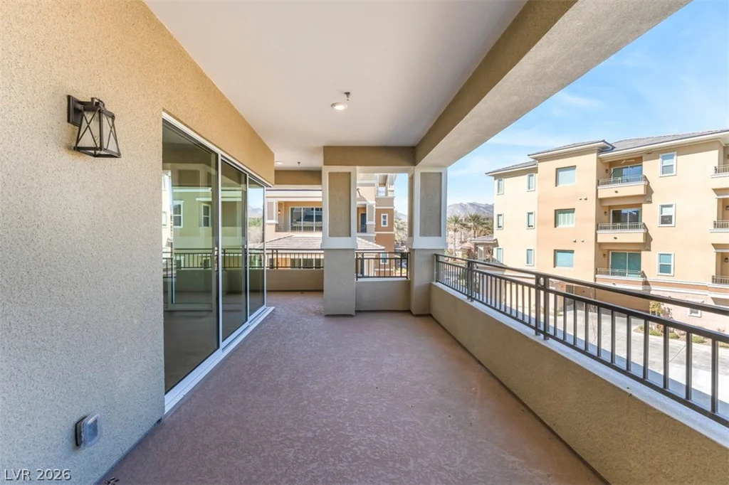 9128 Las Manaitas, Las Vegas, NV 89144