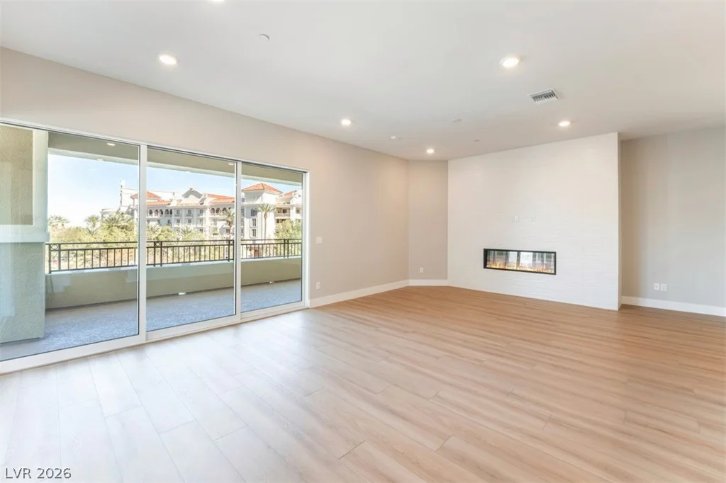 9128 Las Manaitas, Las Vegas, NV 89144