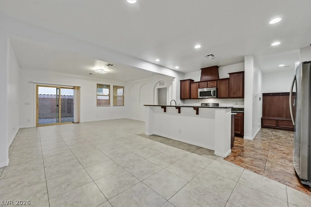 326 Hillhead, Las Vegas, NV 89148