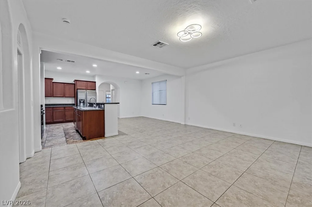 326 Hillhead, Las Vegas, NV 89148