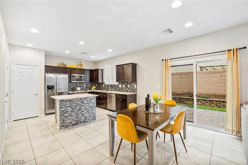 10546 Forum Peak, Las Vegas, NV 89166