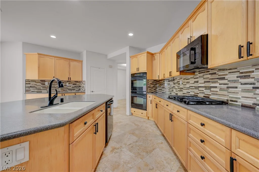 6438 Gilded Flicker, North Las Vegas, NV 89084