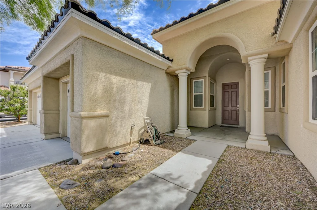 6438 Gilded Flicker, North Las Vegas, NV 89084
