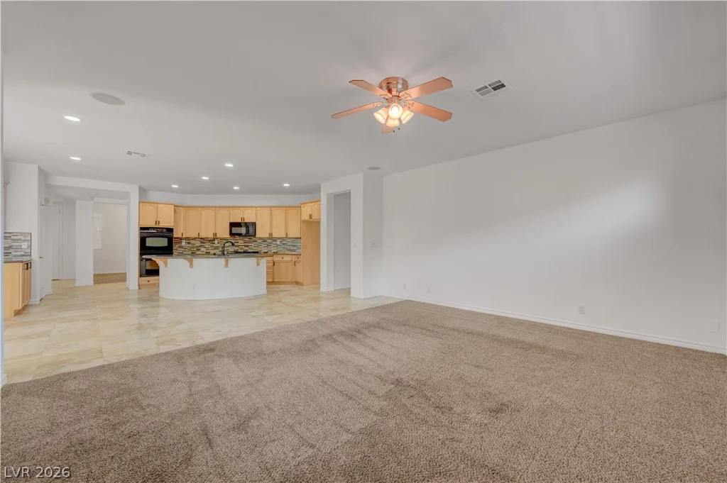 6438 Gilded Flicker, North Las Vegas, NV 89084
