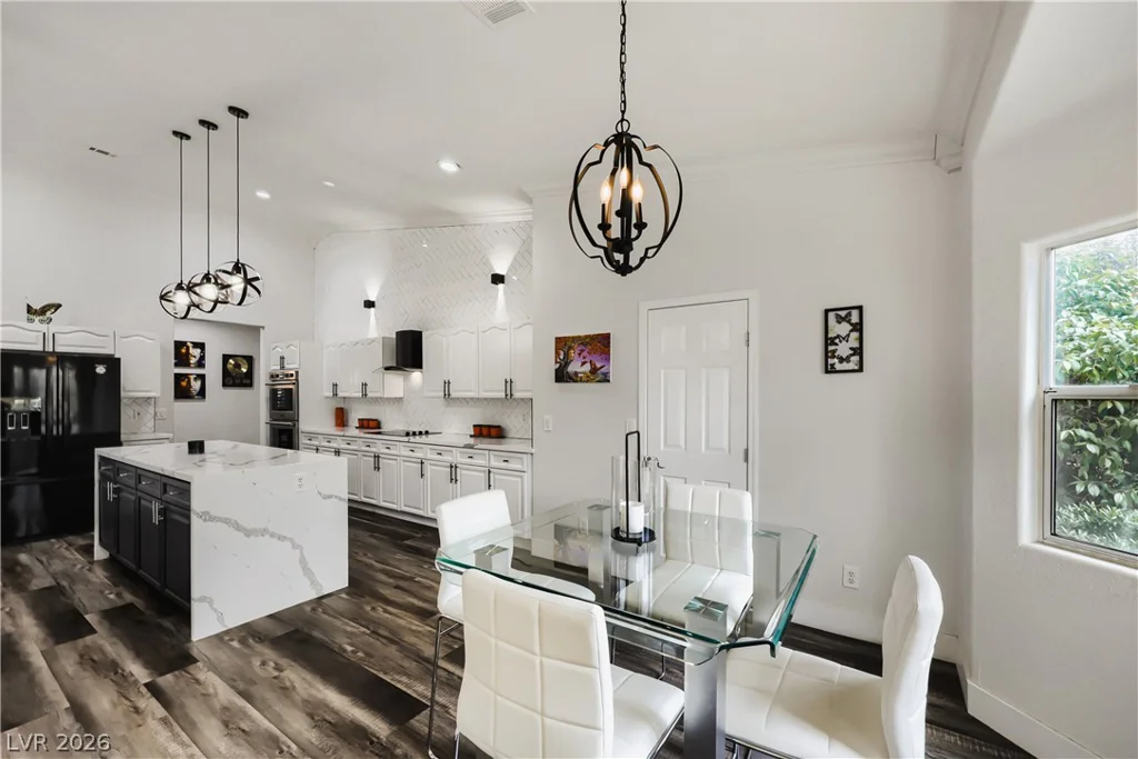 7400 Bisonwood, Las Vegas, NV 89131