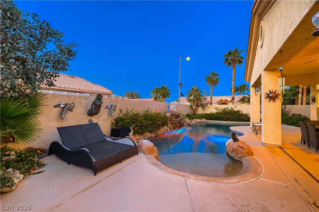 7400 Bisonwood, Las Vegas, NV 89131