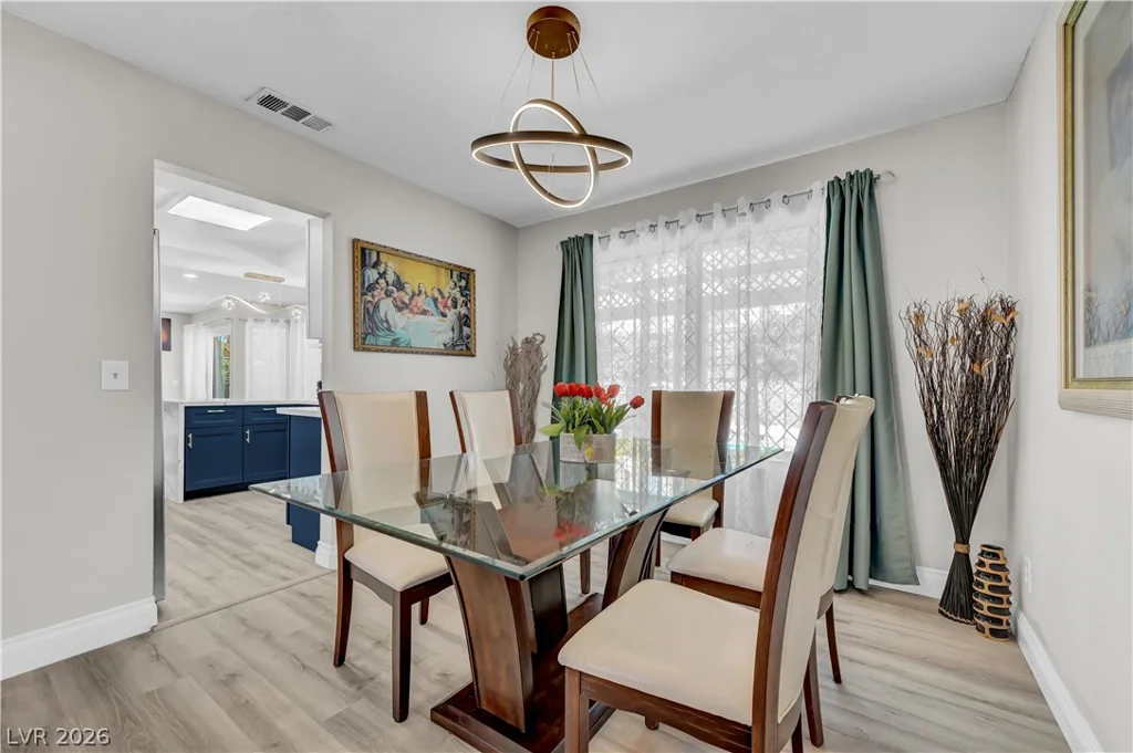 2913 Whispering Wind, Las Vegas, NV 89117