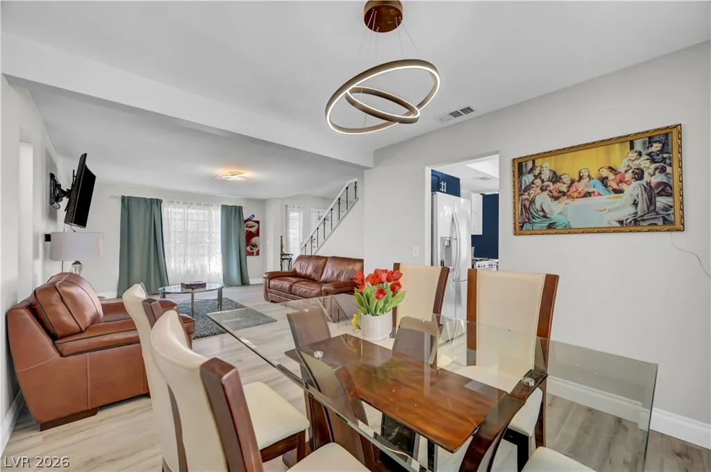 2913 Whispering Wind, Las Vegas, NV 89117