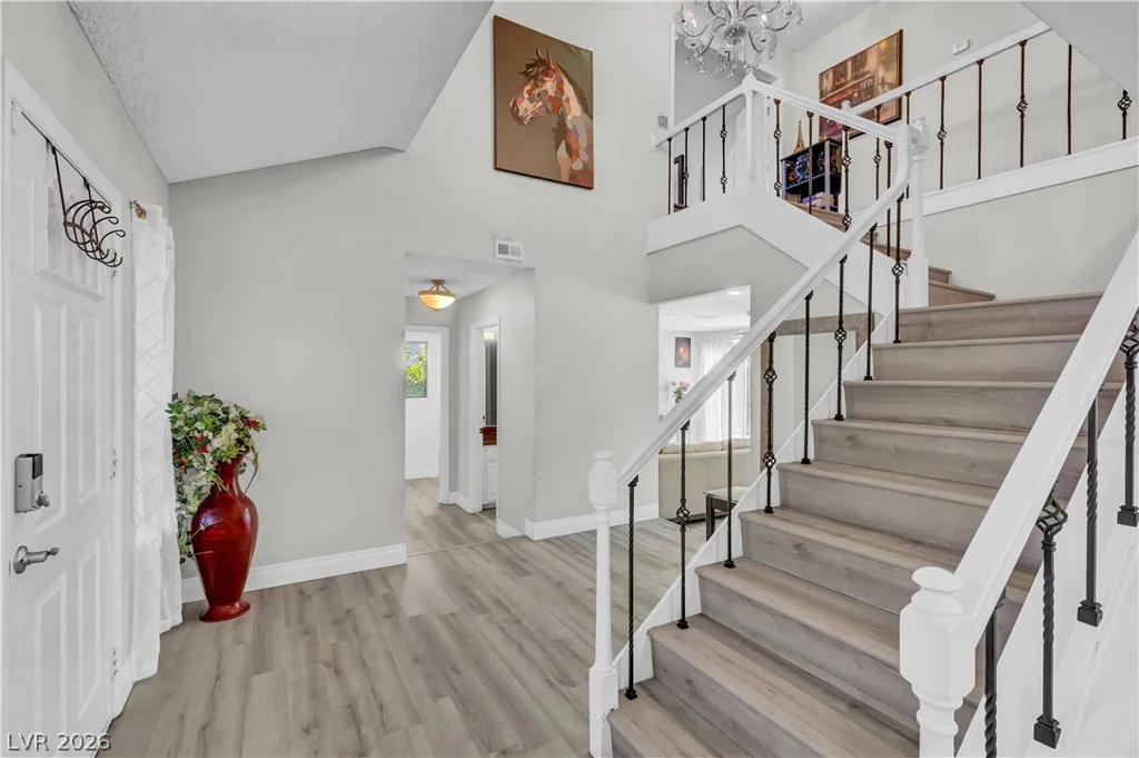 2913 Whispering Wind, Las Vegas, NV 89117