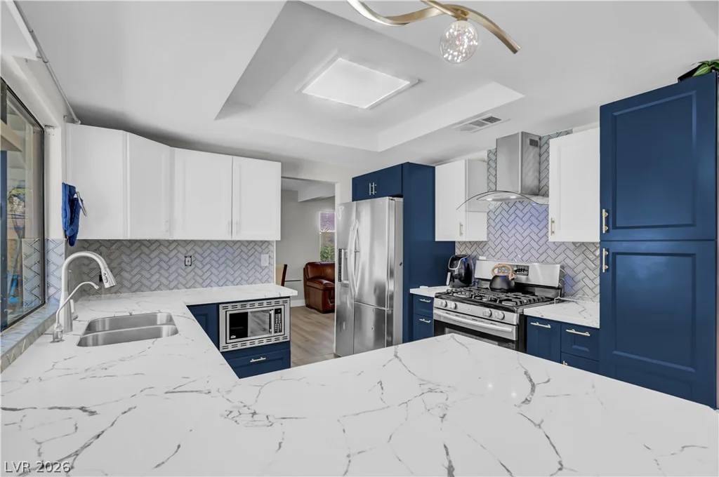 2913 Whispering Wind, Las Vegas, NV 89117