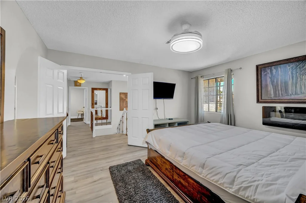 2913 Whispering Wind, Las Vegas, NV 89117
