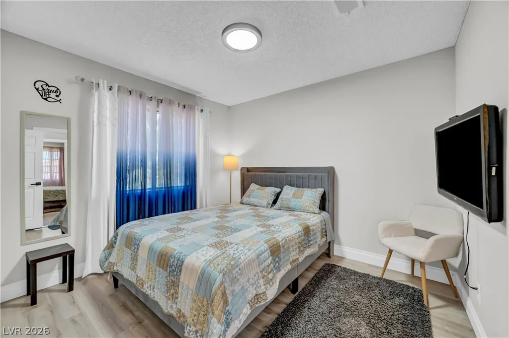 2913 Whispering Wind, Las Vegas, NV 89117