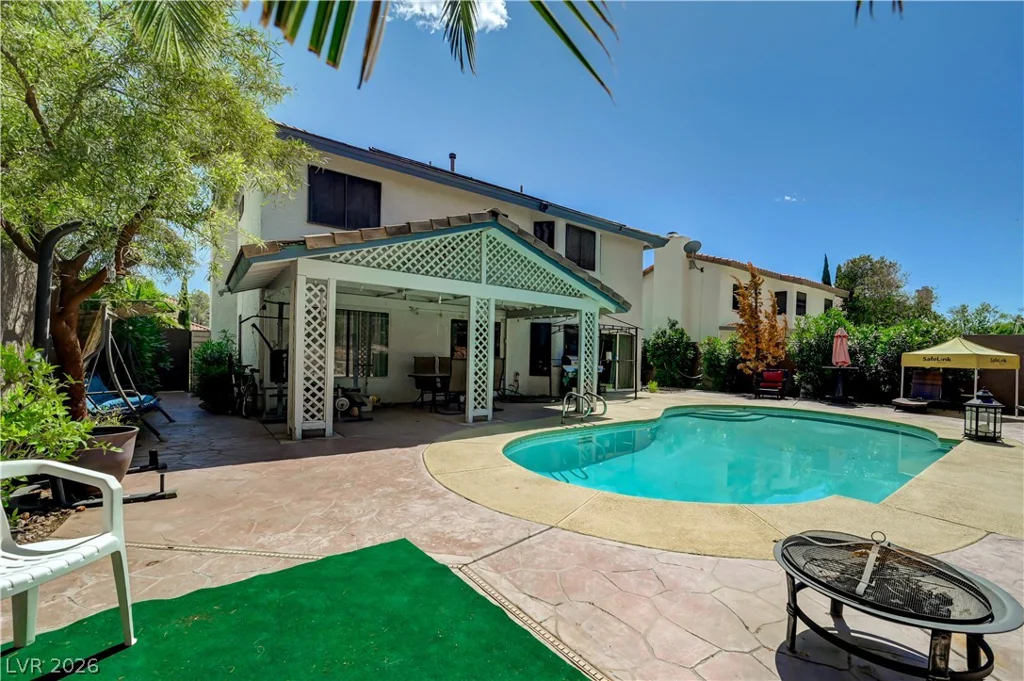 2913 Whispering Wind, Las Vegas, NV 89117