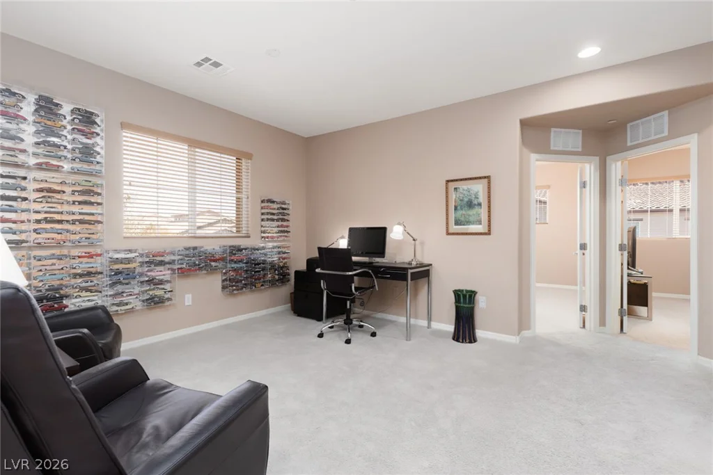 11383 Ogden Mills, Las Vegas, NV 89135