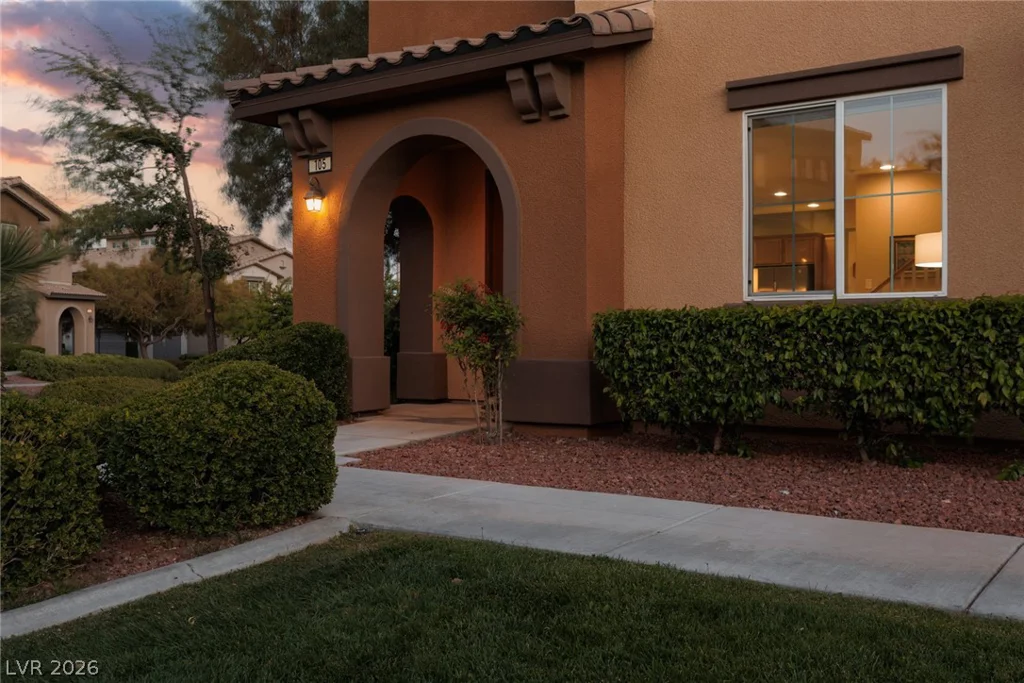 11383 Ogden Mills, Las Vegas, NV 89135