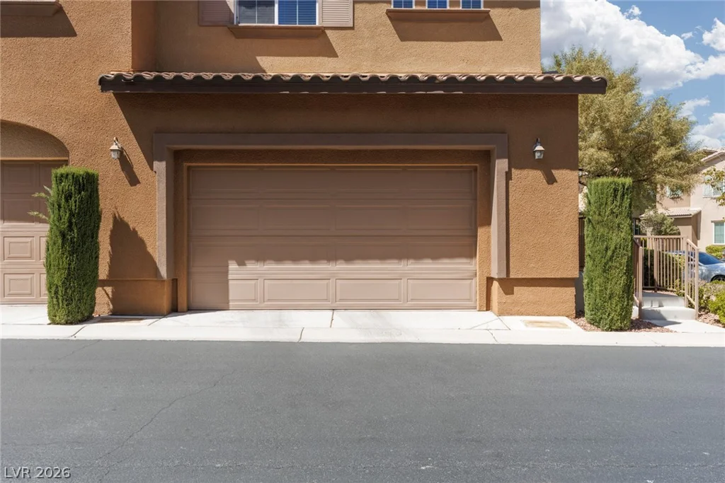 11383 Ogden Mills, Las Vegas, NV 89135
