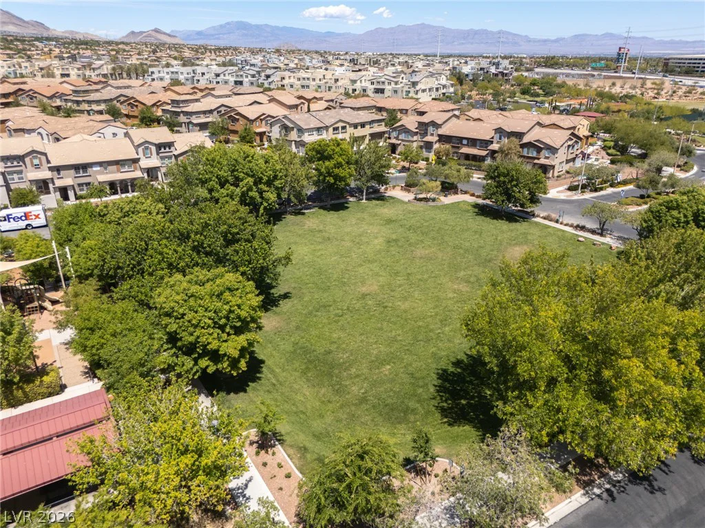 11383 Ogden Mills, Las Vegas, NV 89135