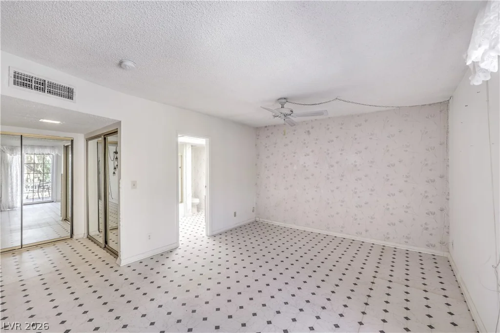 3851 Remount, Las Vegas, NV 89121