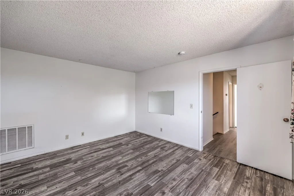 3851 Remount, Las Vegas, NV 89121