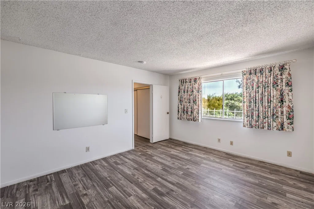 3851 Remount, Las Vegas, NV 89121