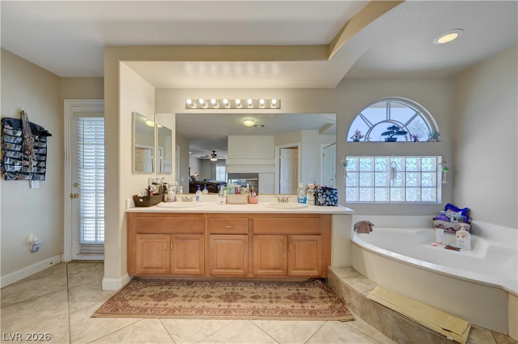 7834 Tahoe Ridge, Las Vegas, NV 89139