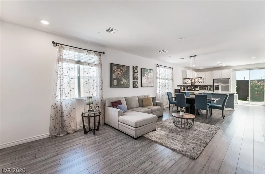 9495 White Fir Grove, Las Vegas, NV 89143